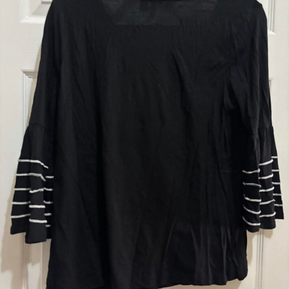 Unbranded Women's Black Shirt